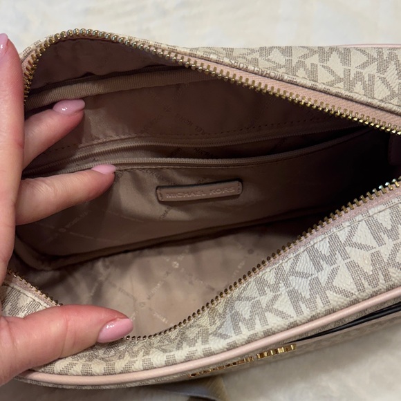 Michael Kors Beige and Pink Logo Crossbody Bag - Picture 2 of 2